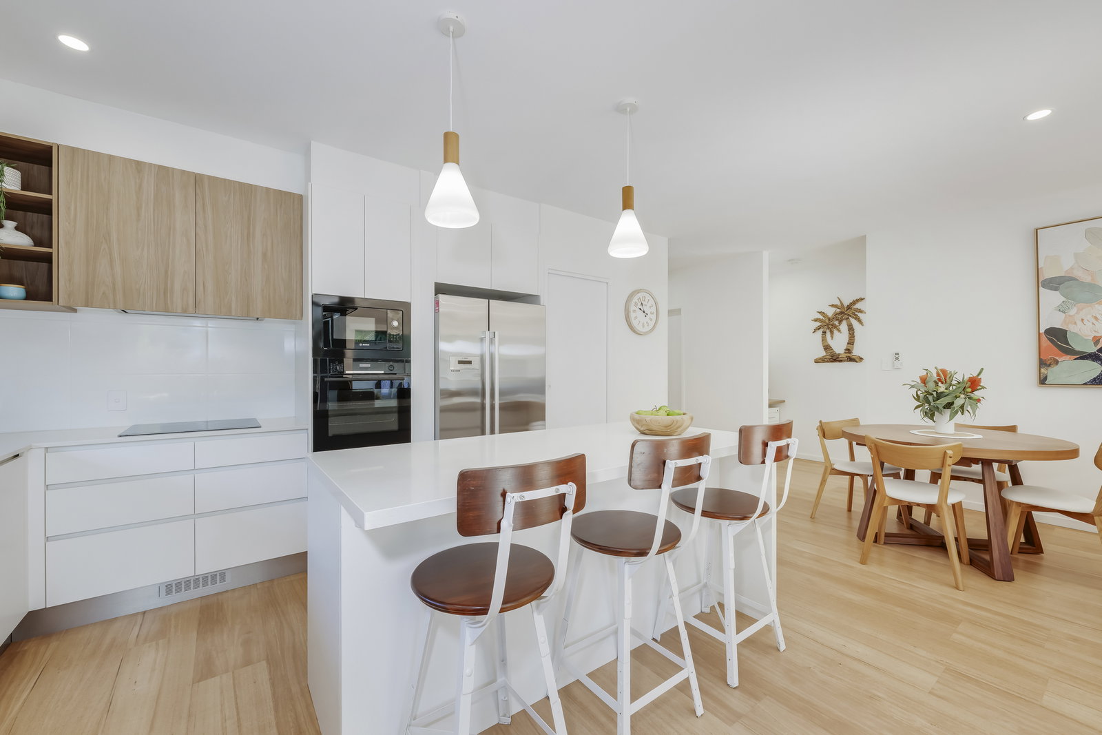 18 Palm Court, Moore Park Beach  QLD  4670