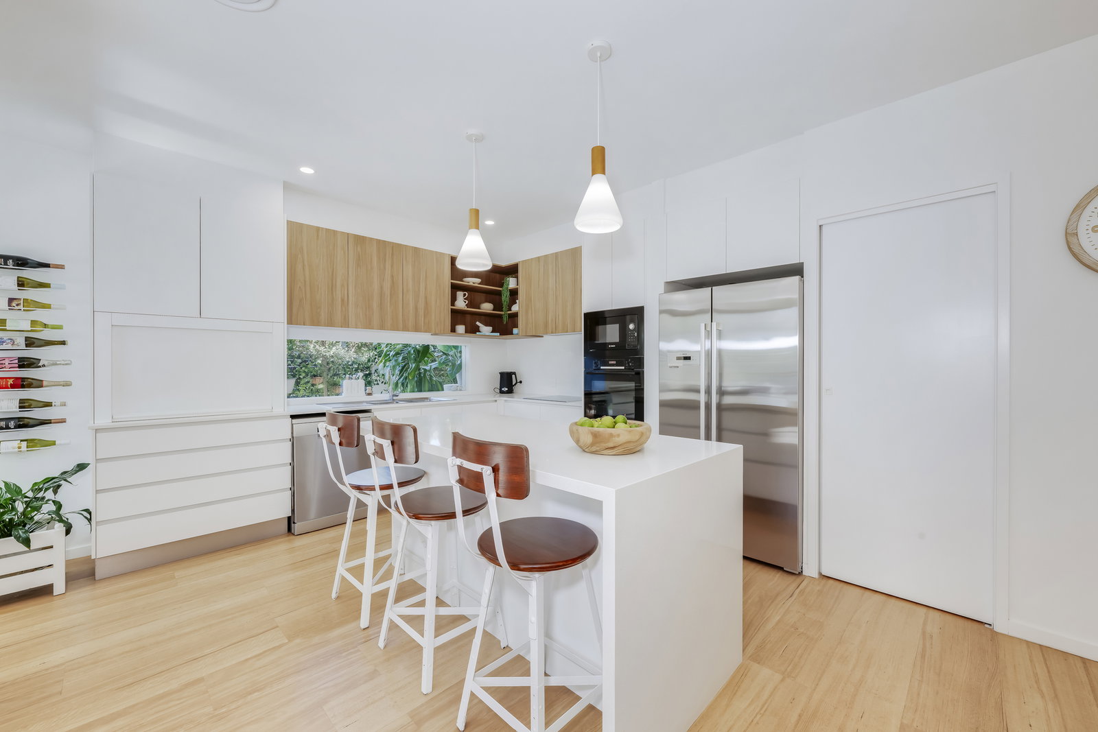 18 Palm Court, Moore Park Beach  QLD  4670
