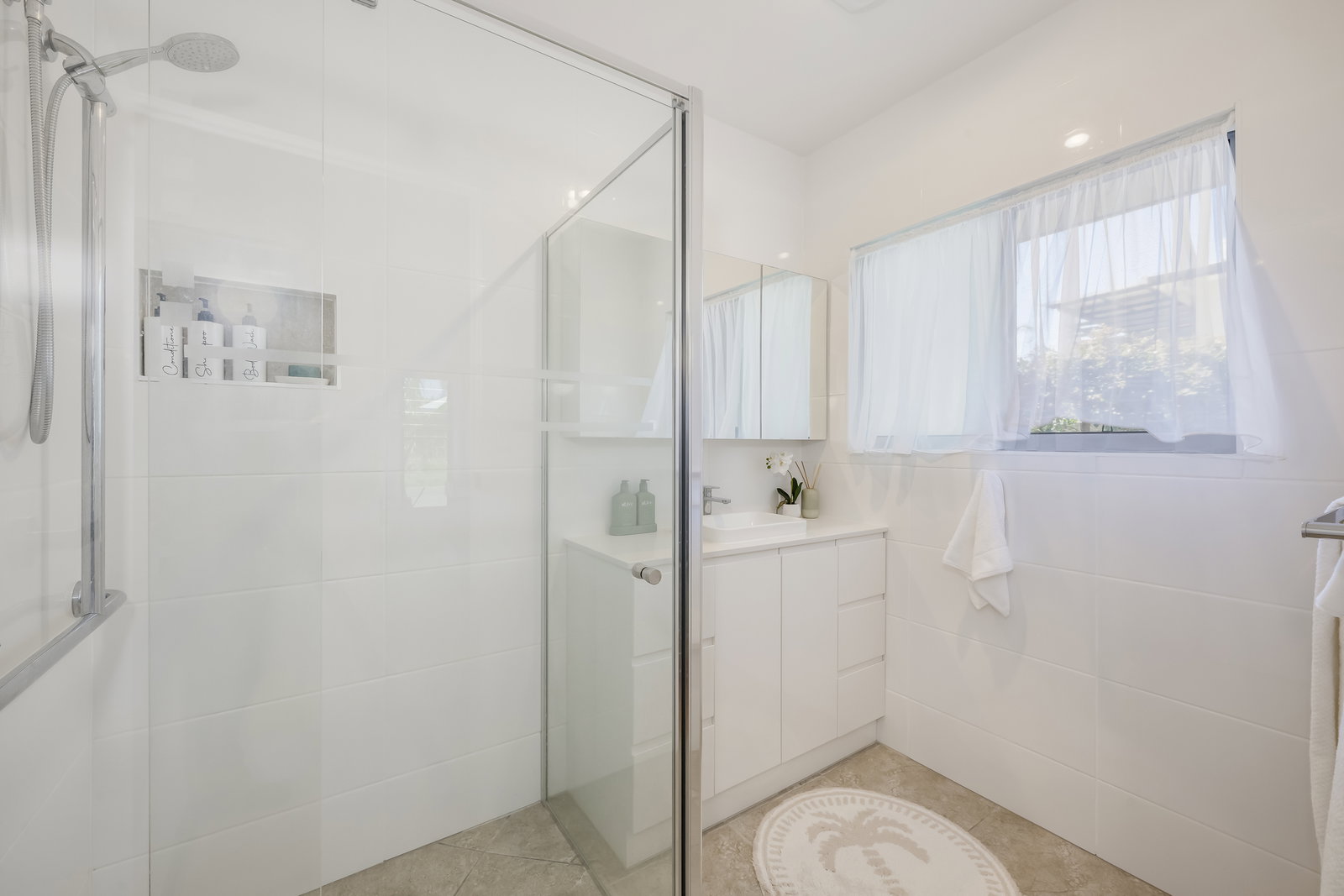 18 Palm Court, Moore Park Beach  QLD  4670