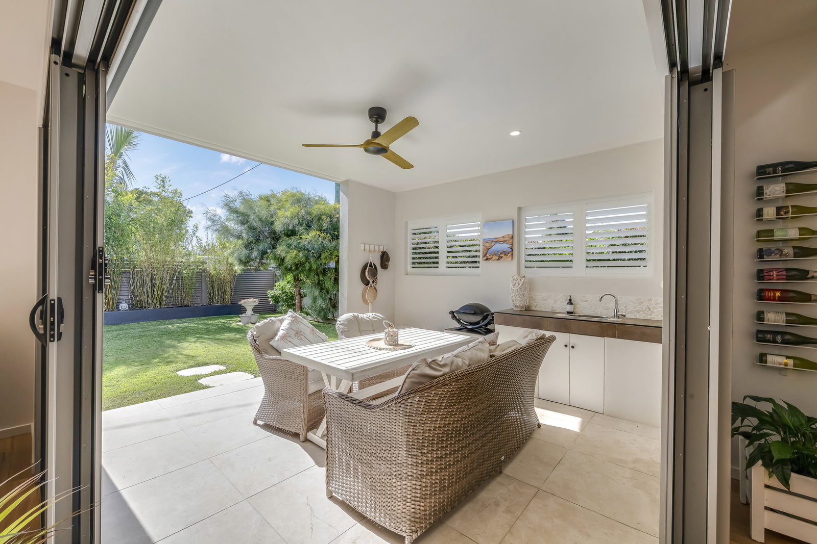 18 Palm Court, Moore Park Beach  QLD  4670