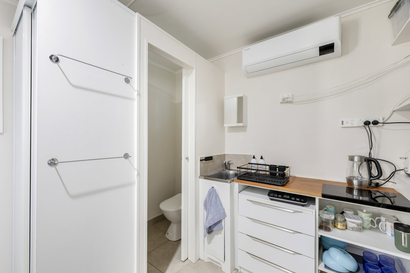 18 Palm Court, Moore Park Beach  QLD  4670
