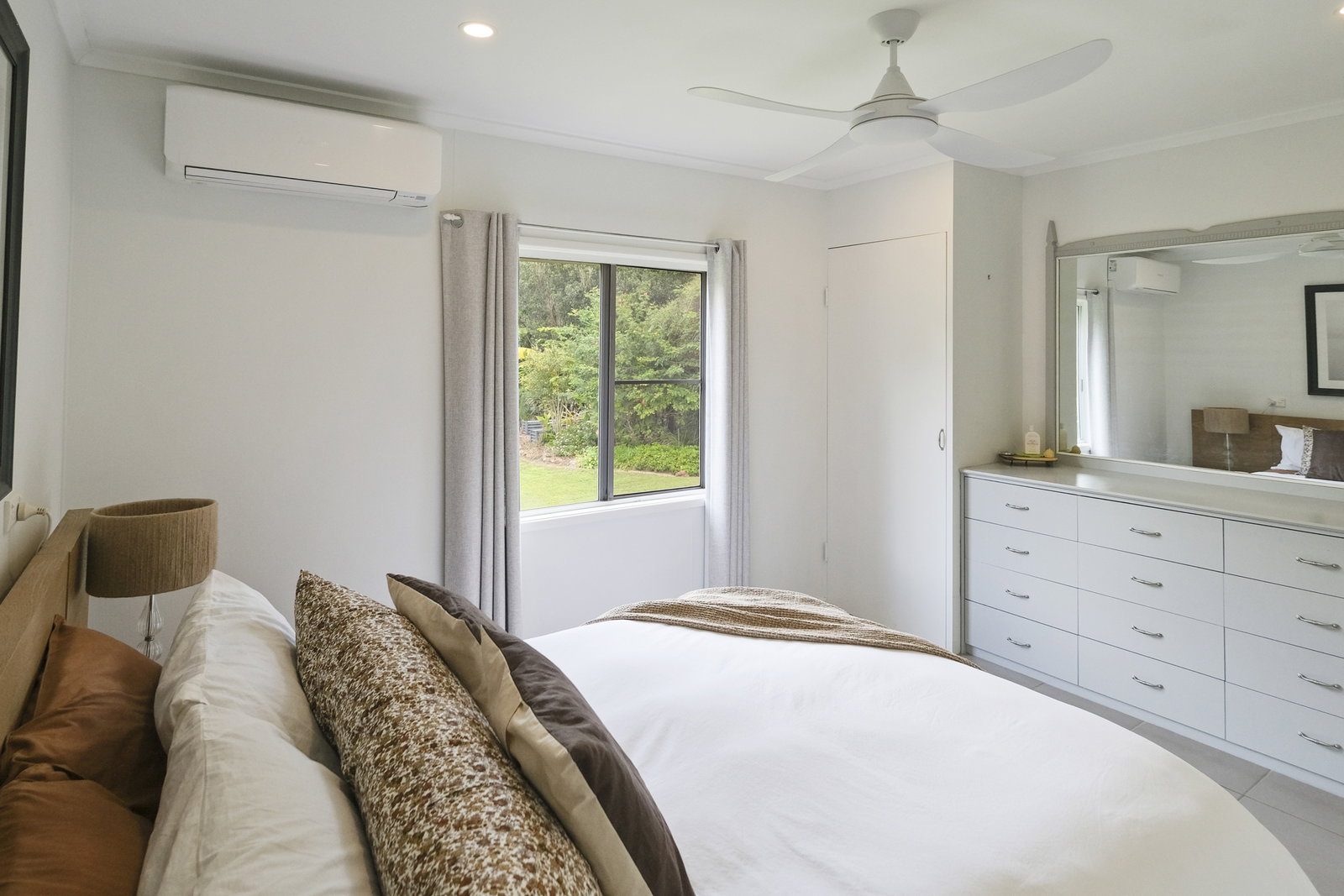 2 Russell Street, Mount Perry  QLD  4671