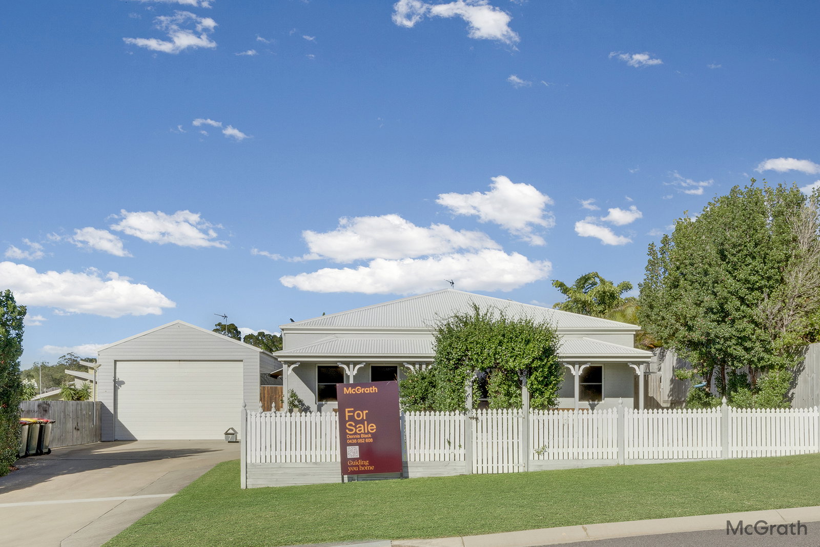 7 Carnarvon Parade, New Auckland  QLD  4680
