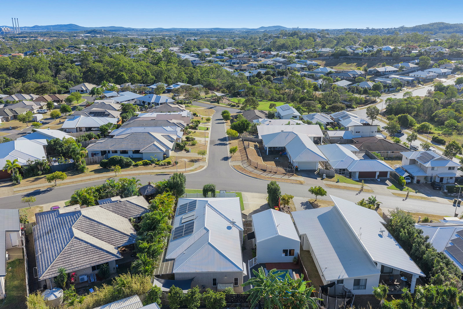 7 Carnarvon Parade, New Auckland  QLD  4680