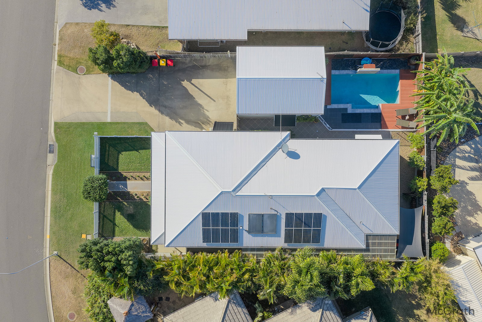 7 Carnarvon Parade, New Auckland  QLD  4680