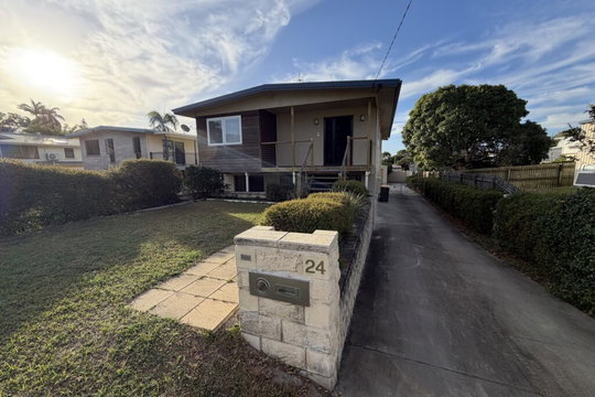 24 Watt Street, West Gladstone  QLD  4680