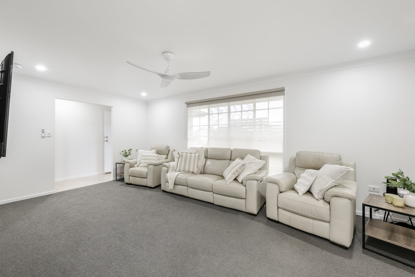 8 Carmen Court, Avoca  QLD  4670
