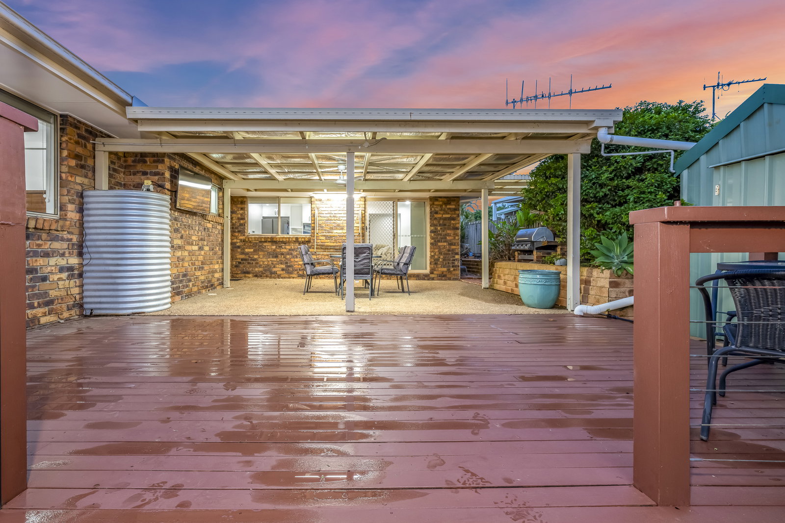 8 Carmen Court, Avoca  QLD  4670
