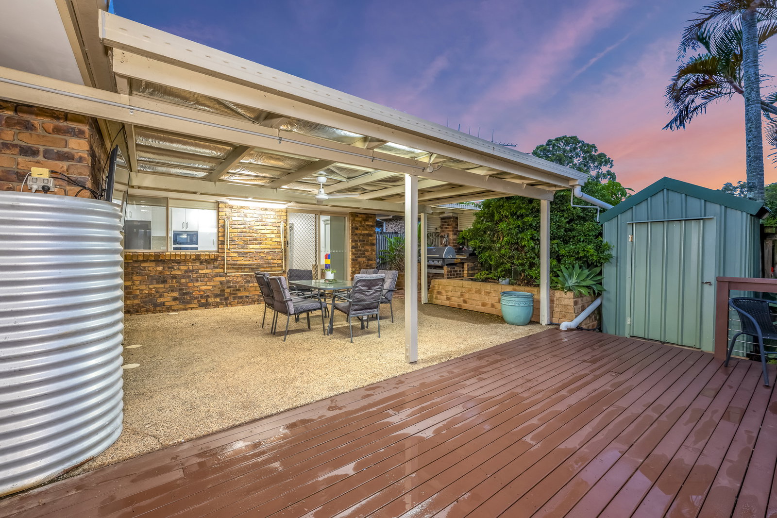 8 Carmen Court, Avoca  QLD  4670