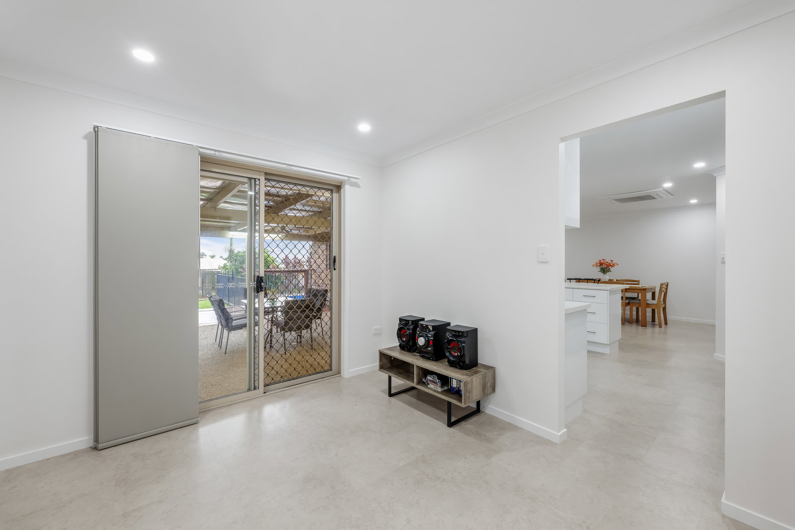 8 Carmen Court, Avoca  QLD  4670