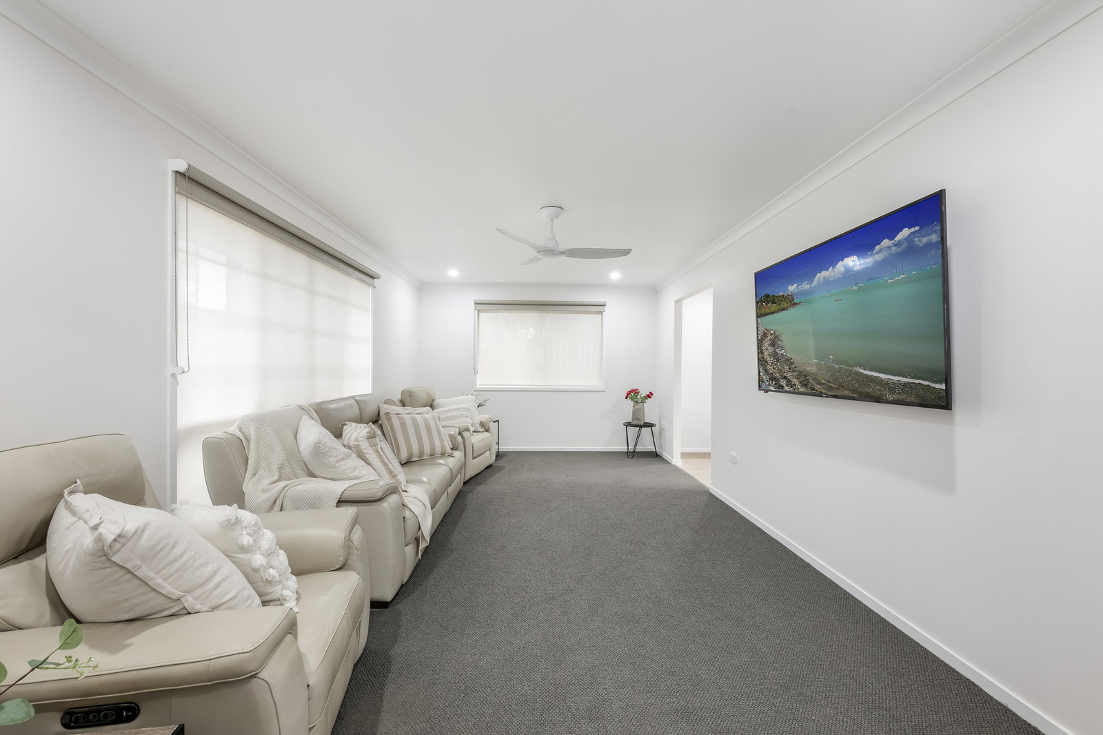8 Carmen Court, Avoca  QLD  4670