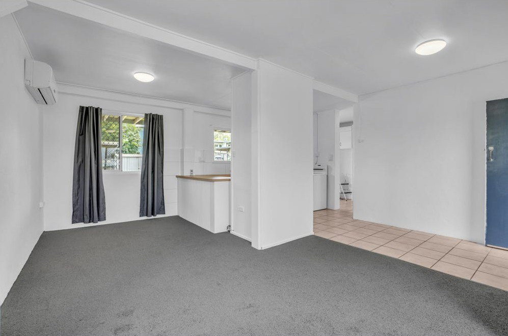 2/20 Mellefont Street, West Gladstone  QLD  4680