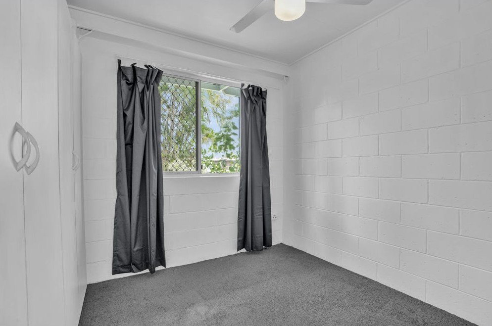 2/20 Mellefont Street, West Gladstone  QLD  4680