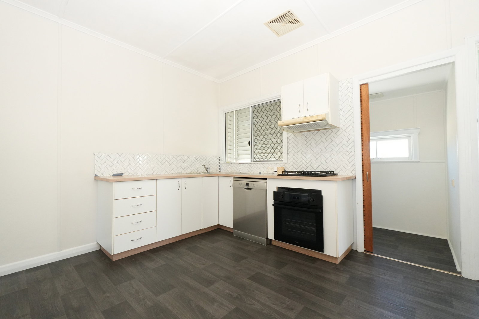 214 Tooley Street, Maryborough  QLD  4650