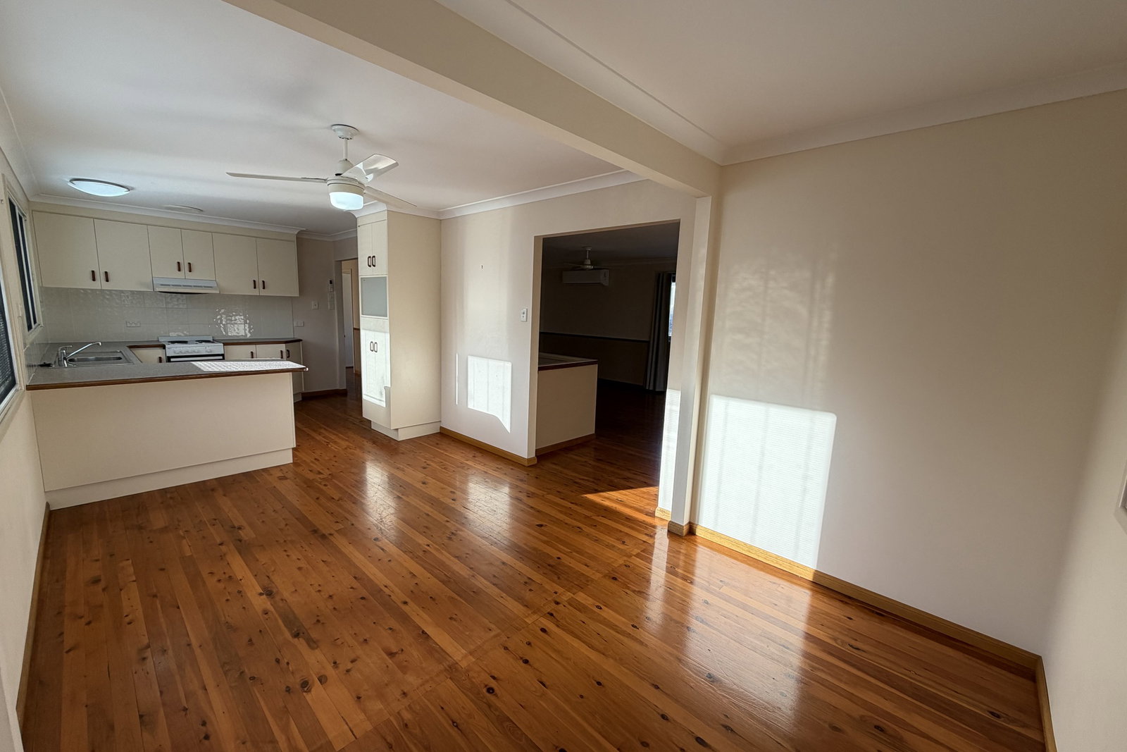 24 Watt Street, West Gladstone  QLD  4680