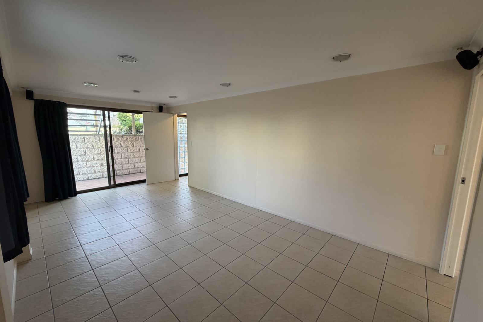 24 Watt Street, West Gladstone  QLD  4680