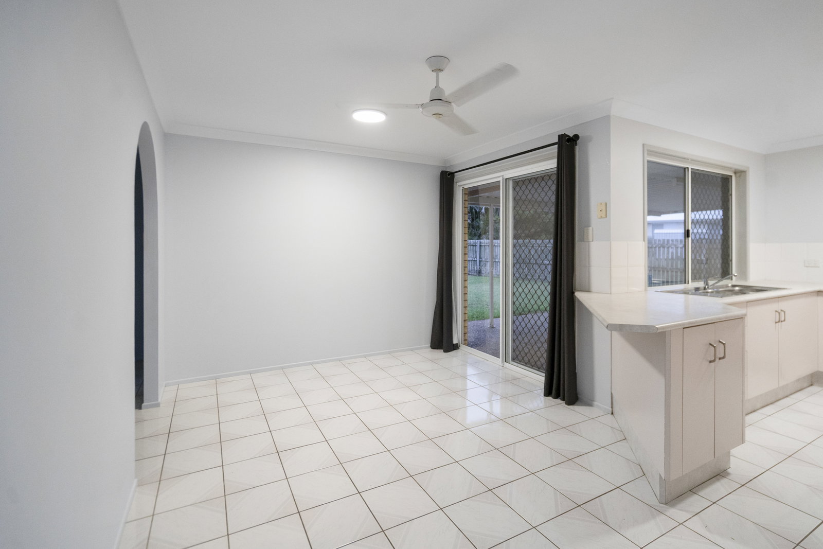 11 Shoreline Crescent, Bargara  QLD  4670