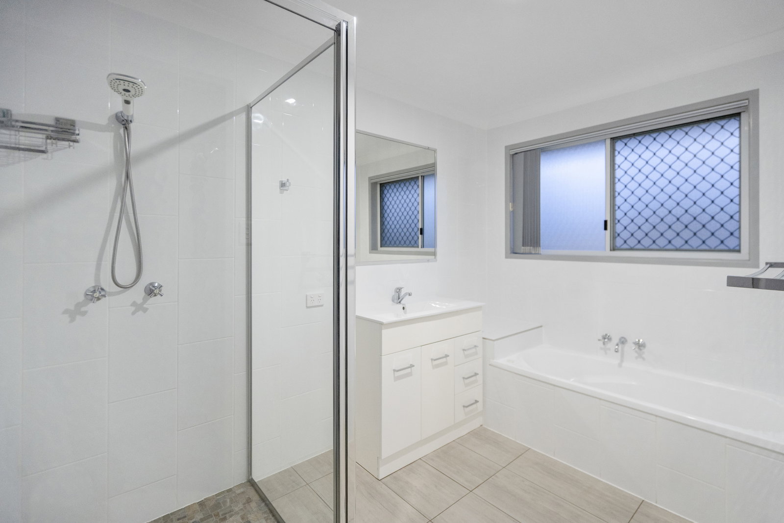 11 Shoreline Crescent, Bargara  QLD  4670