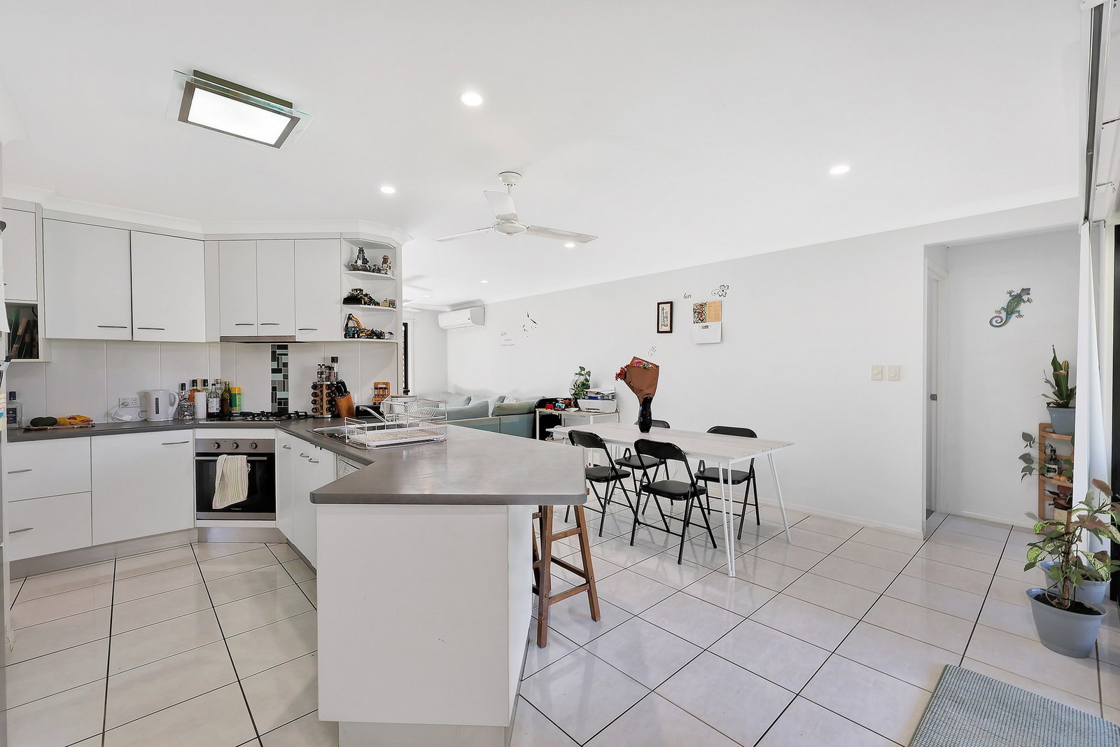26 Balaam Drive, Kalkie  QLD  4670