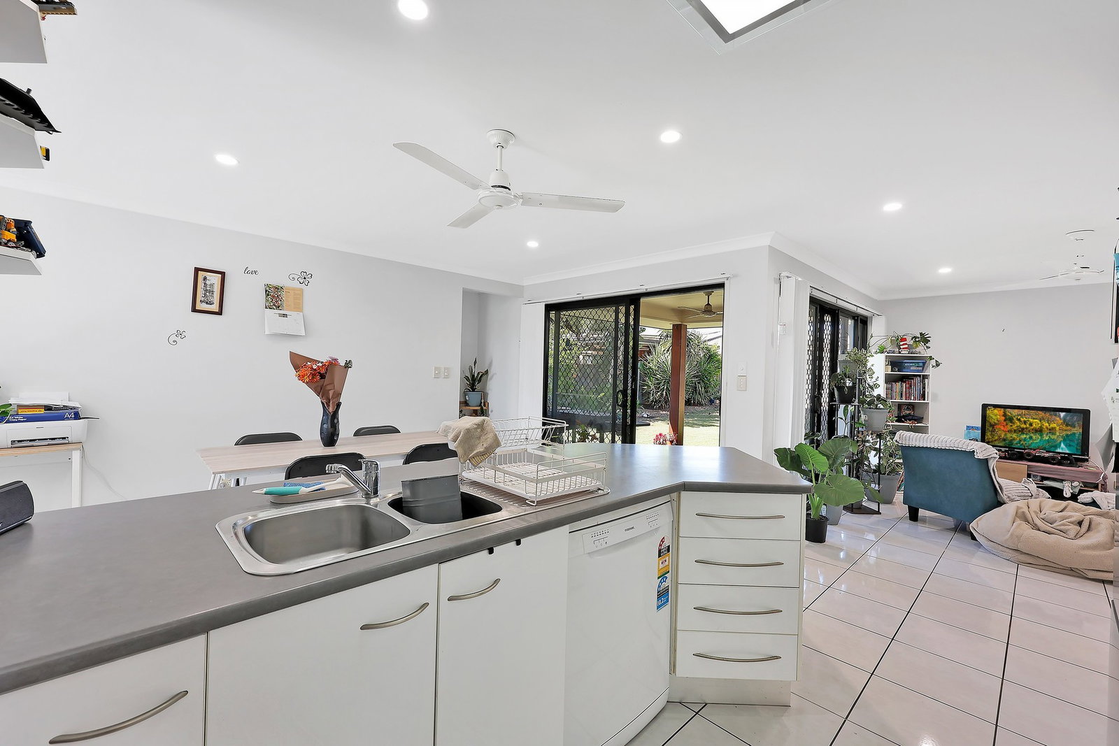 26 Balaam Drive, Kalkie  QLD  4670