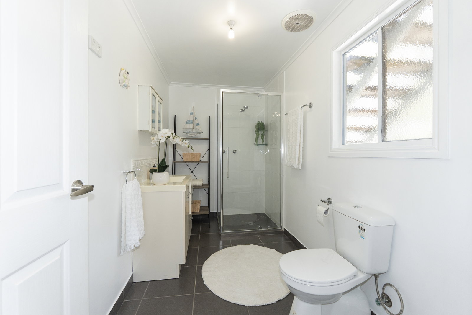 40 Kingfisher Crescent, Moore Park Beach  QLD  4670