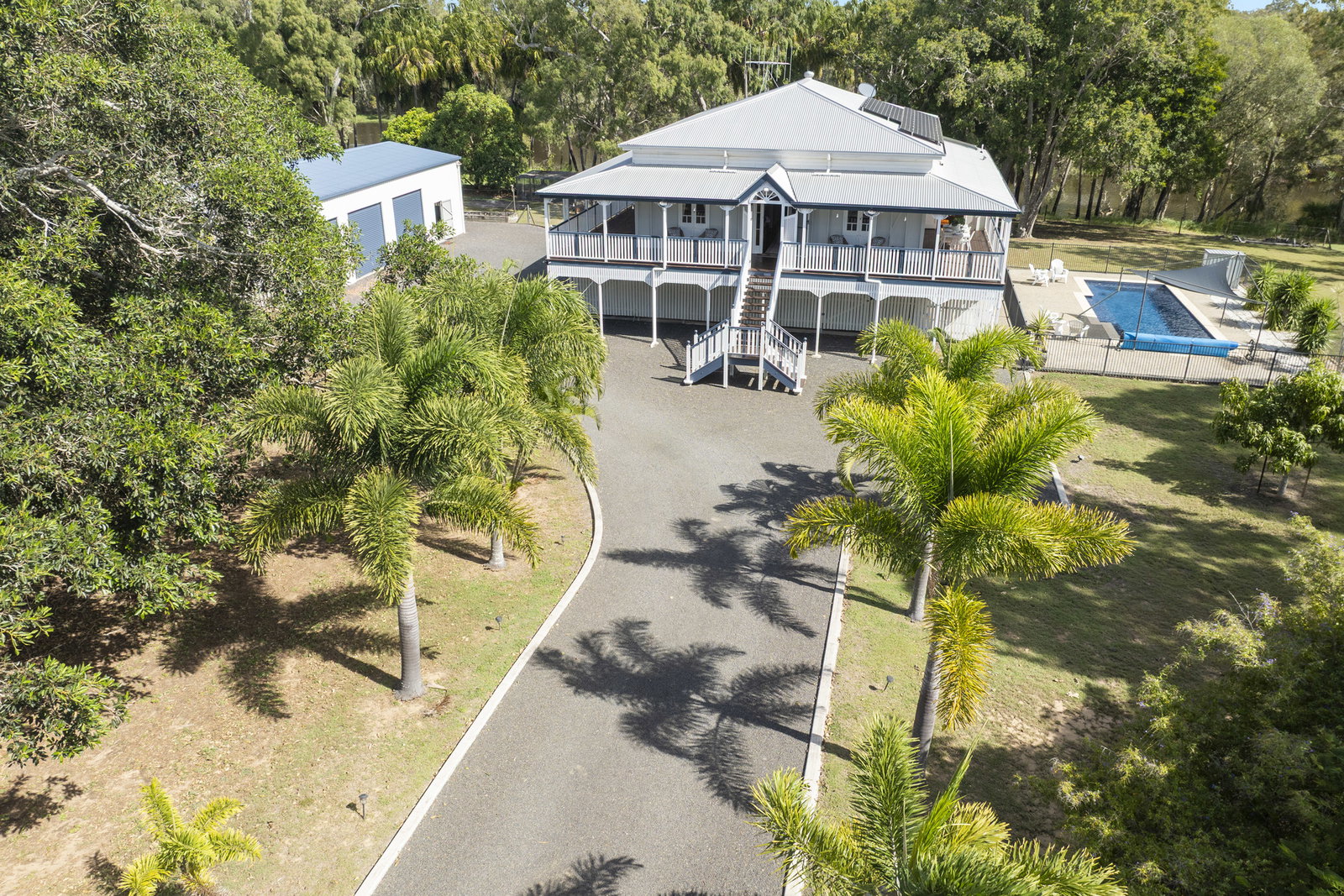 40 Kingfisher Crescent, Moore Park Beach  QLD  4670