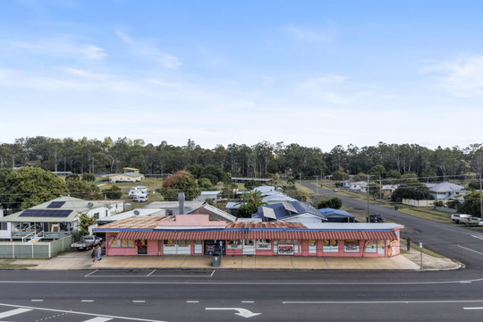 17 Mulgrave Street, Gin Gin  QLD  4671