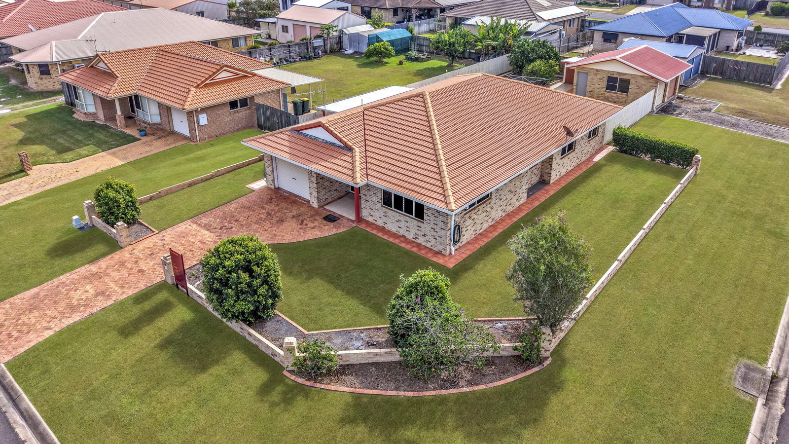 3 The Strand East, Thabeban  QLD  4670