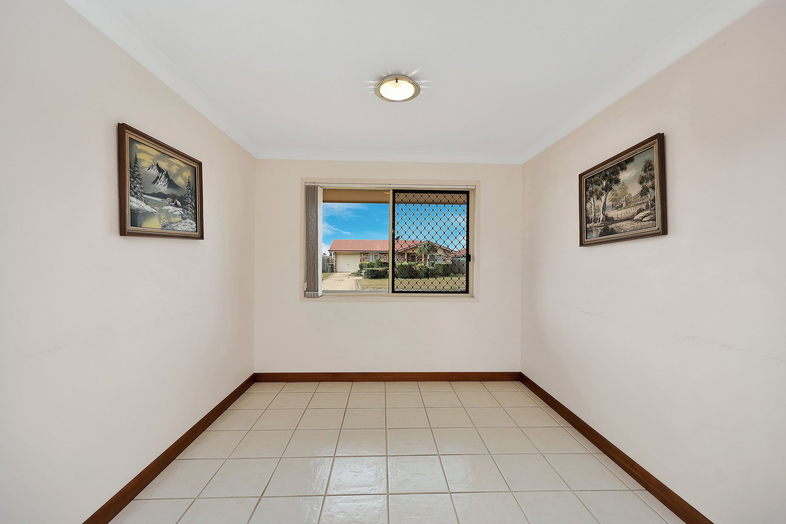 3 The Strand East, Thabeban  QLD  4670