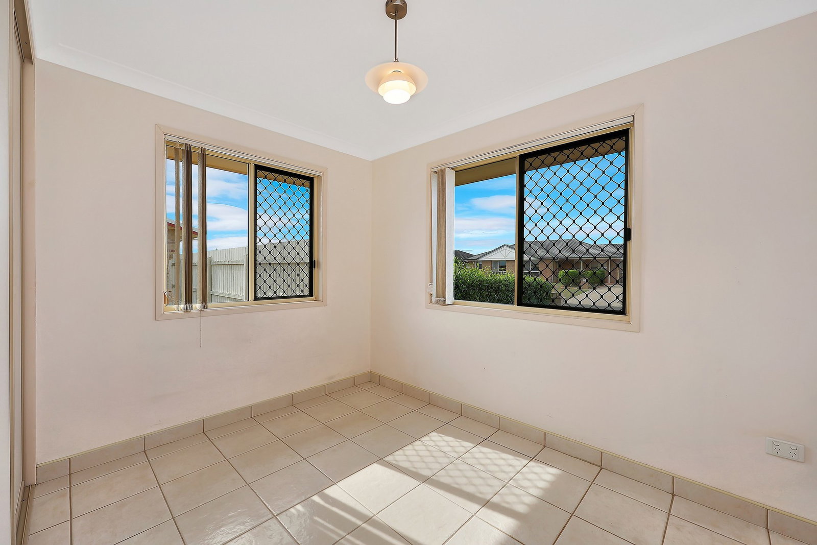 3 The Strand East, Thabeban  QLD  4670
