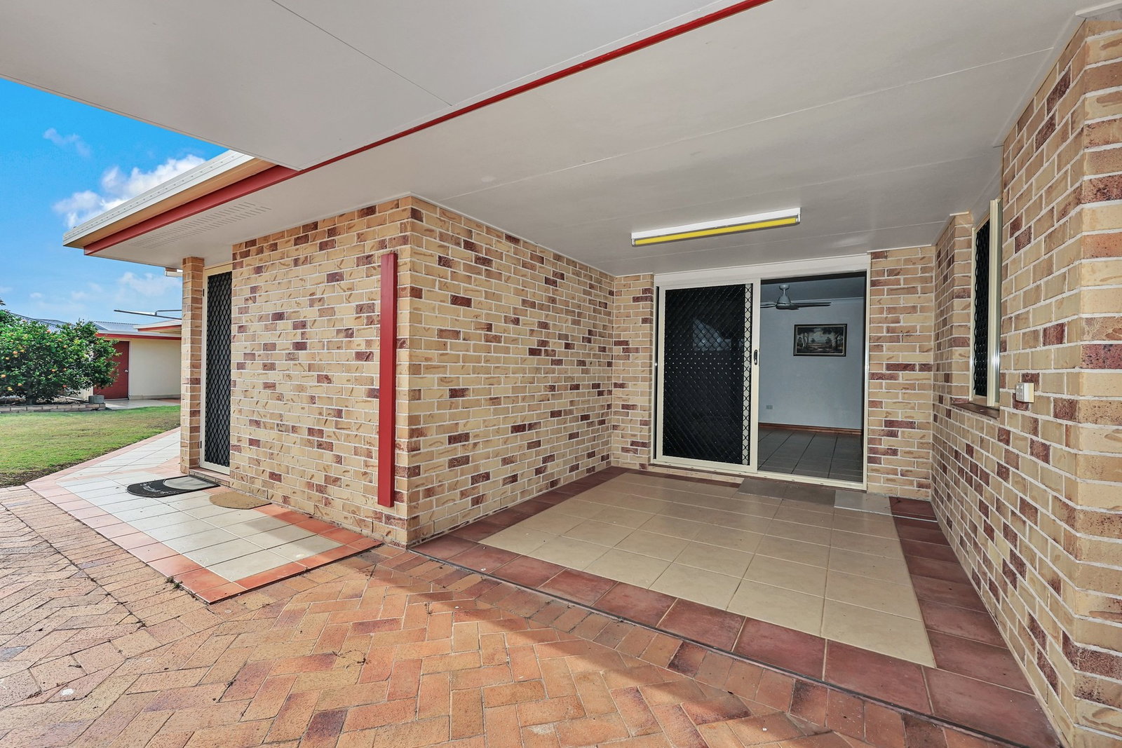 3 The Strand East, Thabeban  QLD  4670