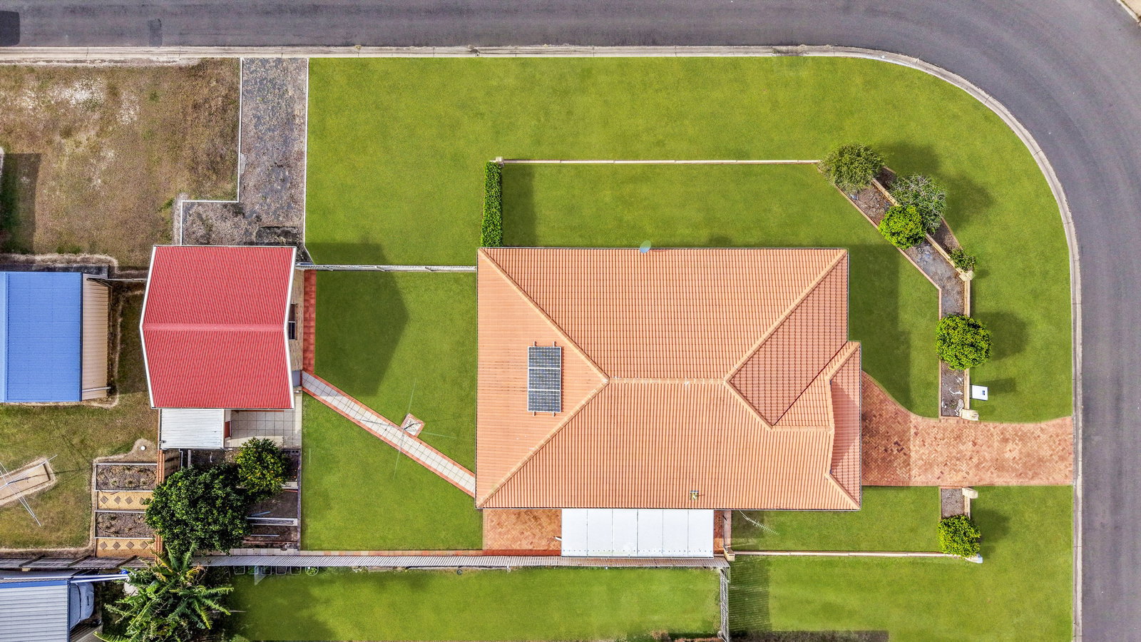 3 The Strand East, Thabeban  QLD  4670