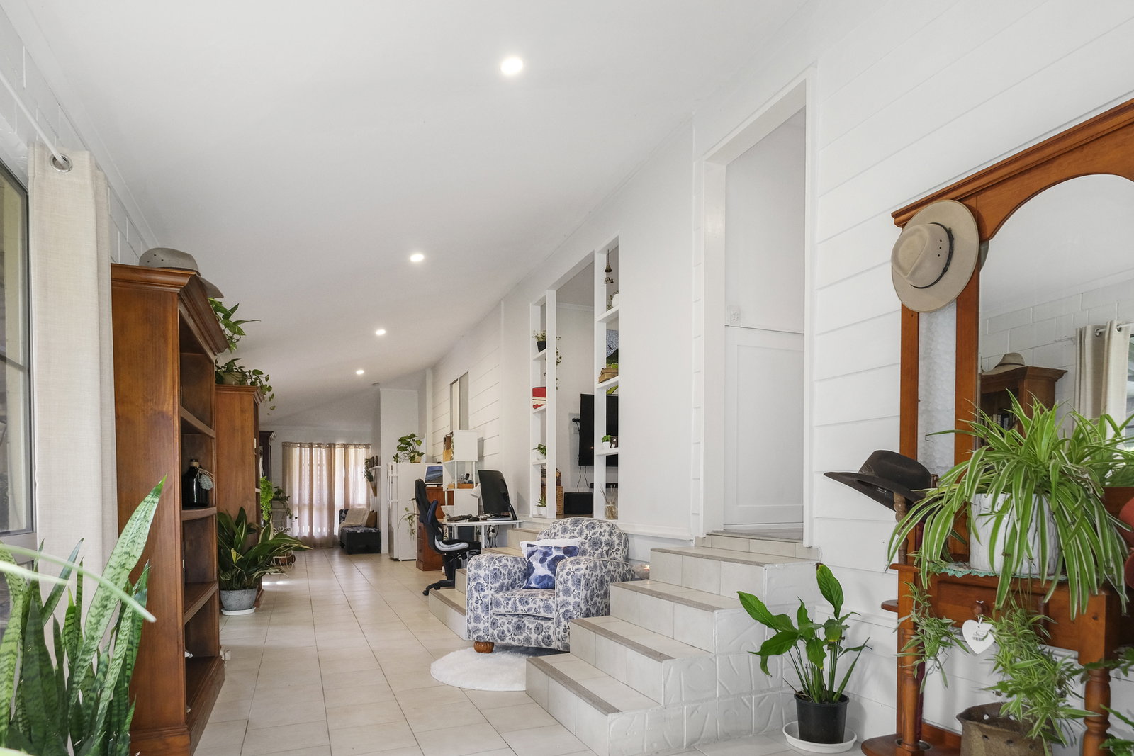 2 Russell Street, Mount Perry  QLD  4671
