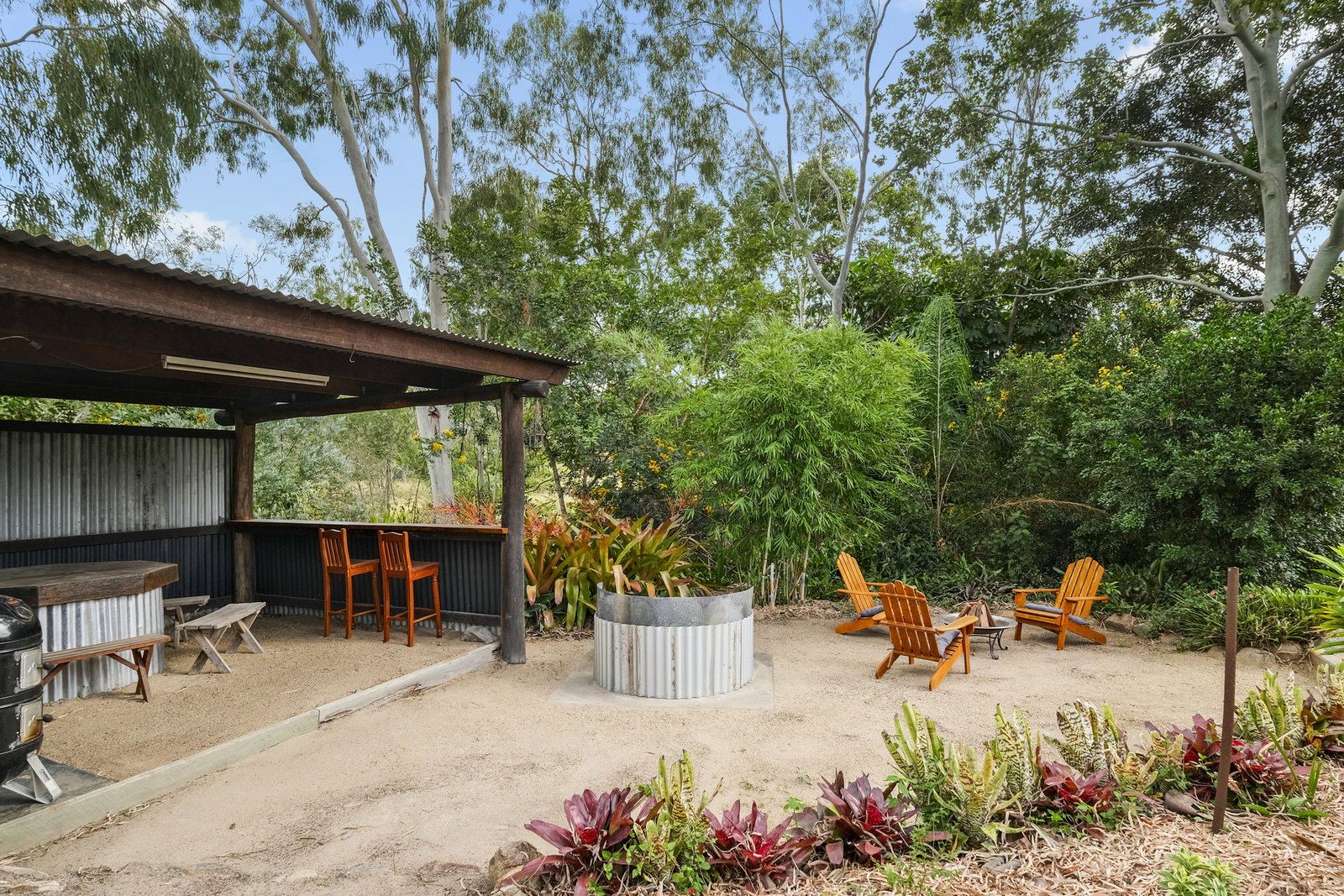2 Russell Street, Mount Perry  QLD  4671