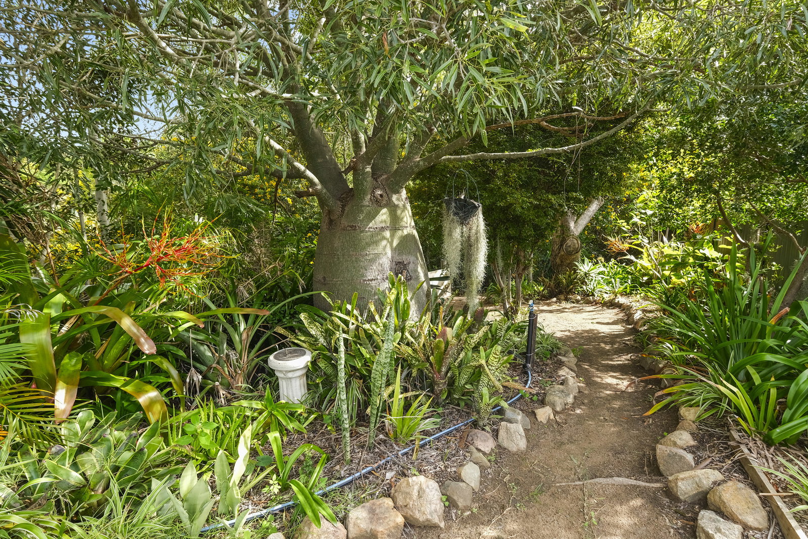 2 Russell Street, Mount Perry  QLD  4671