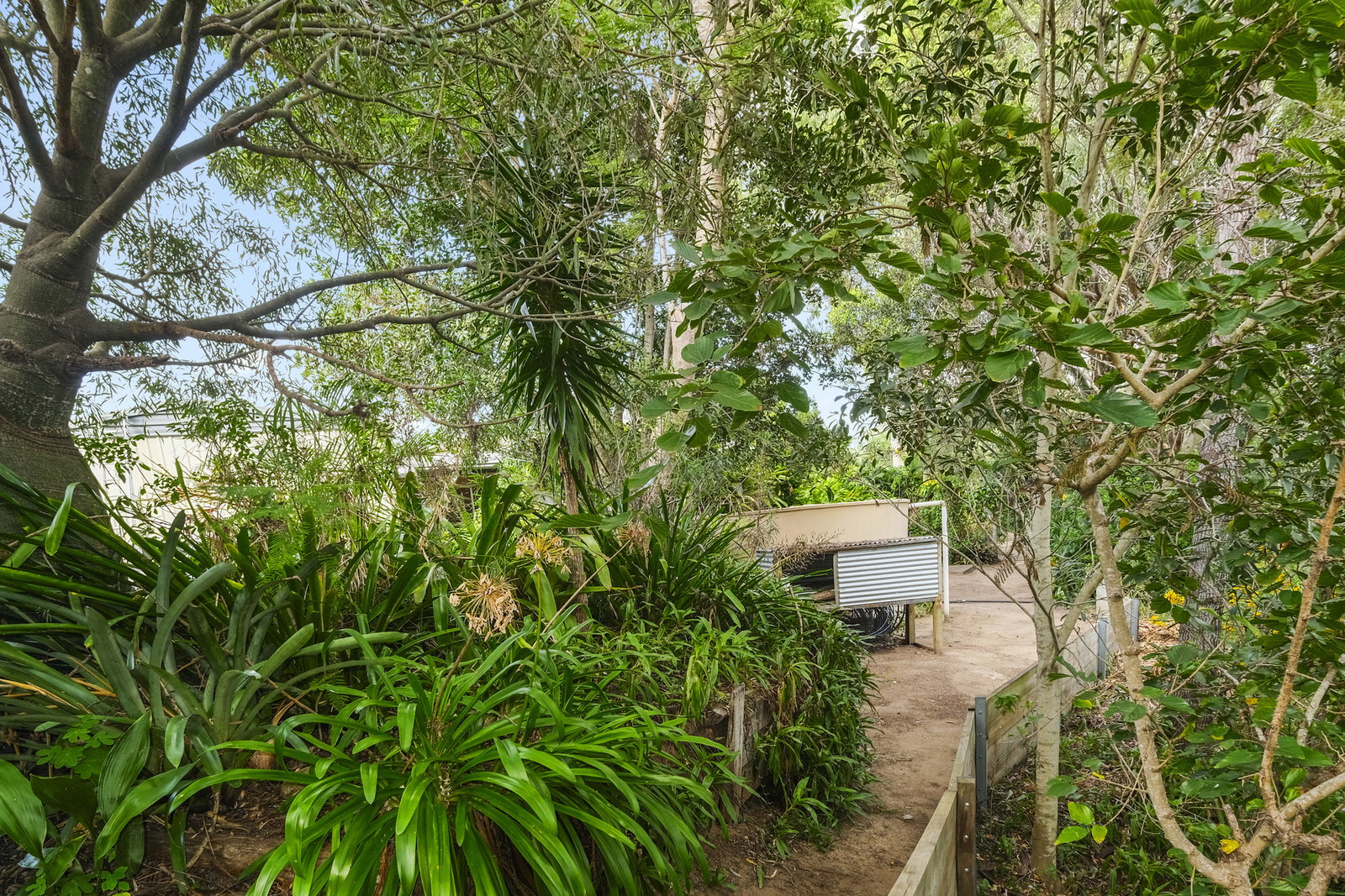 2 Russell Street, Mount Perry  QLD  4671