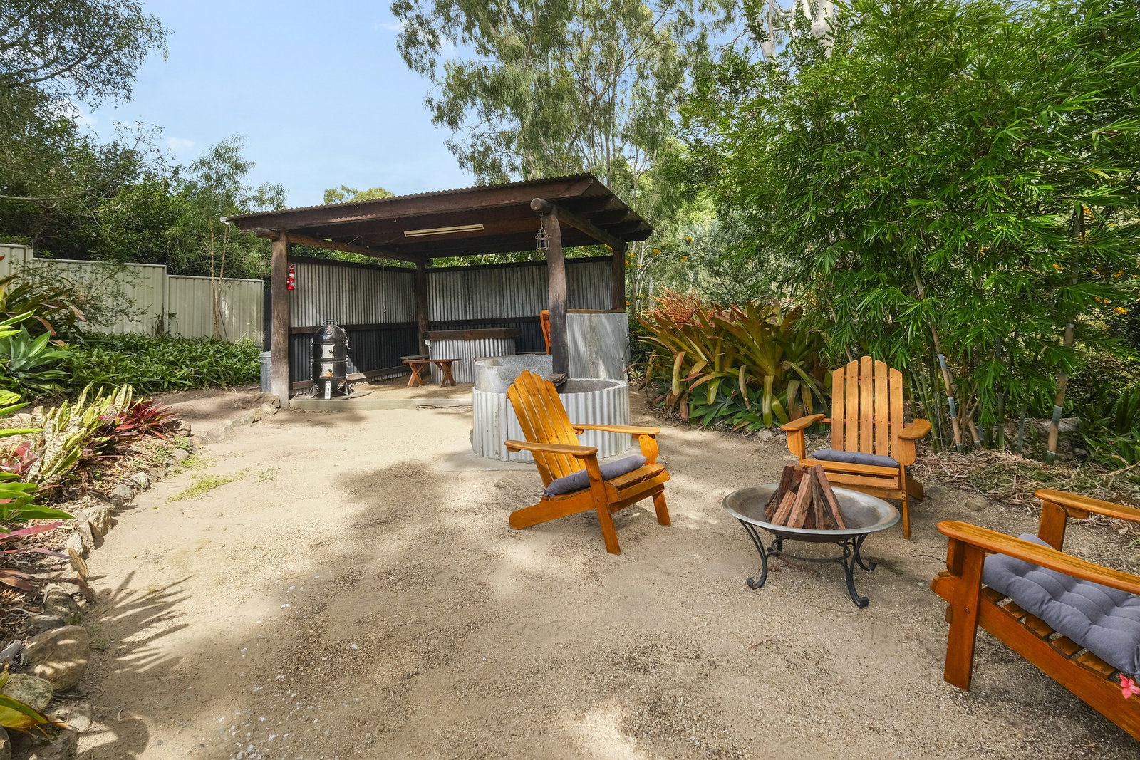 2 Russell Street, Mount Perry  QLD  4671