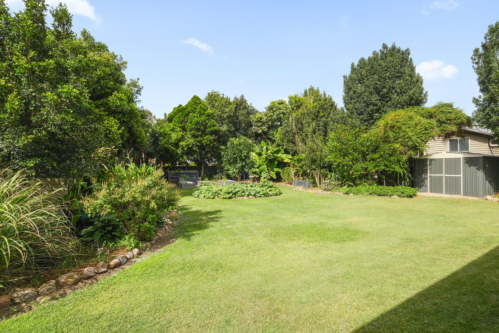 2 Russell Street, Mount Perry  QLD  4671