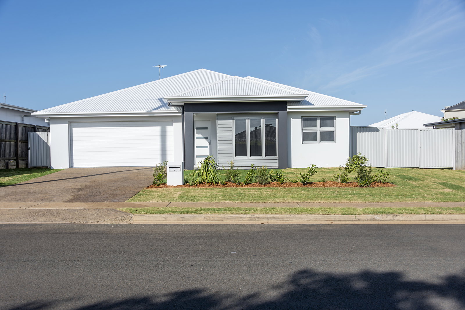 54 Moodies Road, Bargara  QLD  4670