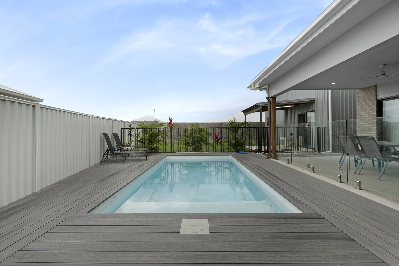 6 Bowie Avenue, Kawungan  QLD  4655