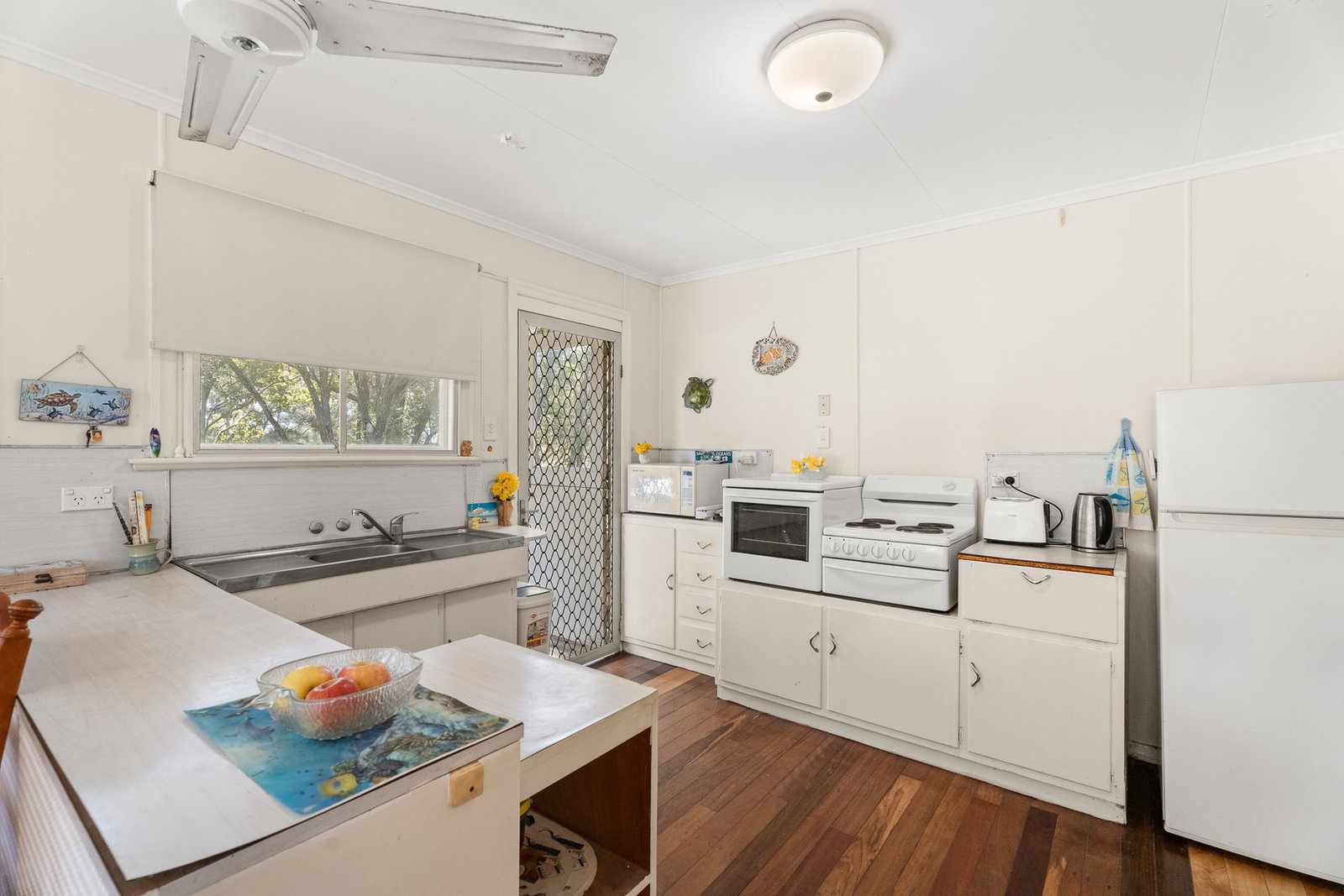 112 Odessa Street, Granville  QLD  4650
