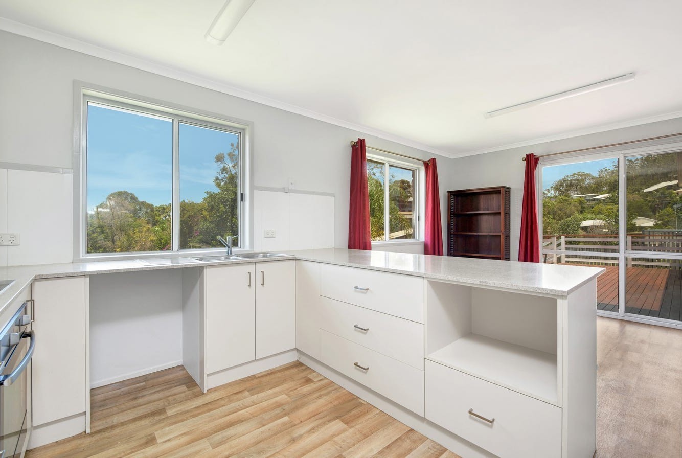 67 Gretel Drive, Clinton  QLD  4680