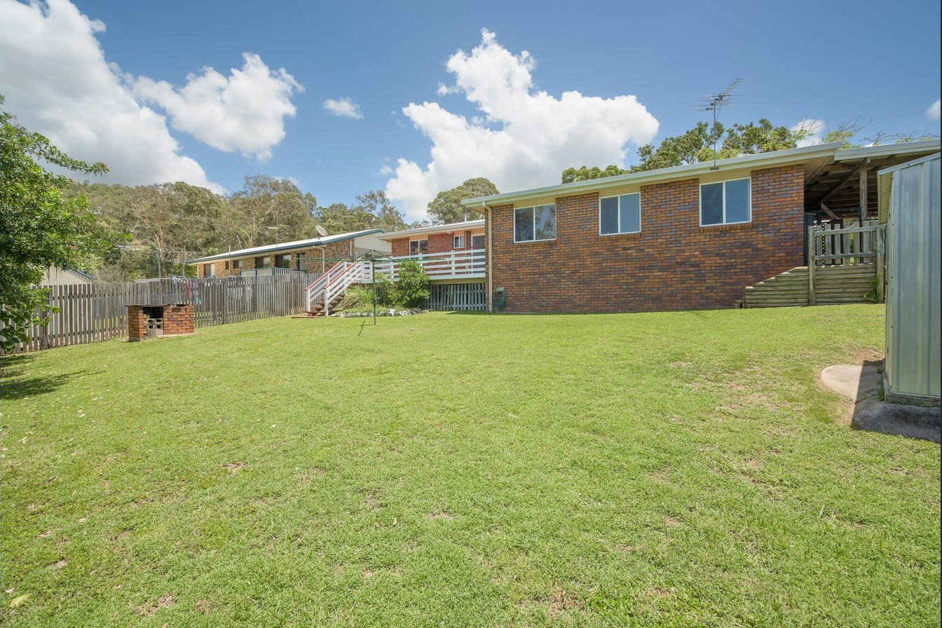 67 Gretel Drive, Clinton  QLD  4680