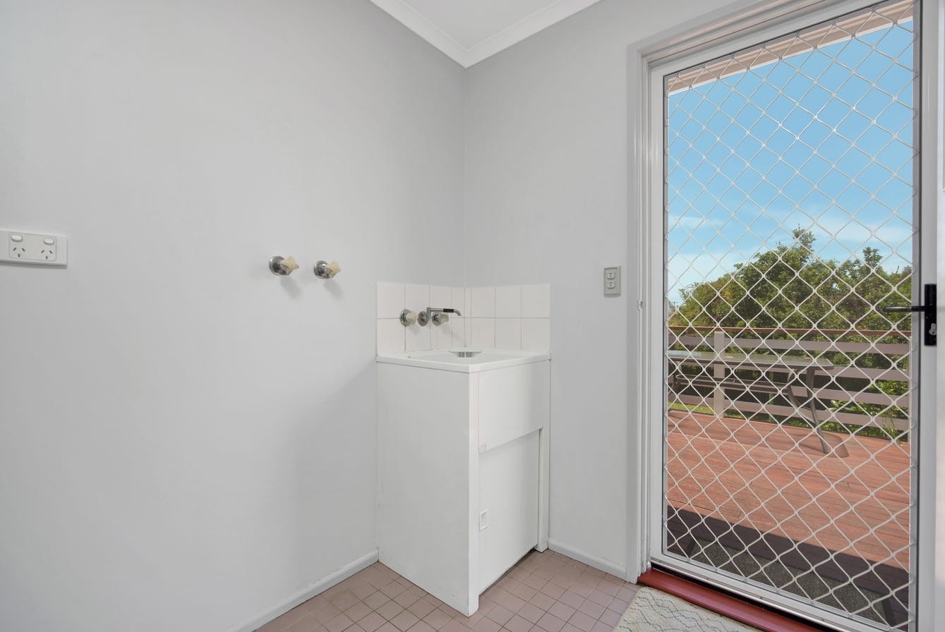 67 Gretel Drive, Clinton  QLD  4680