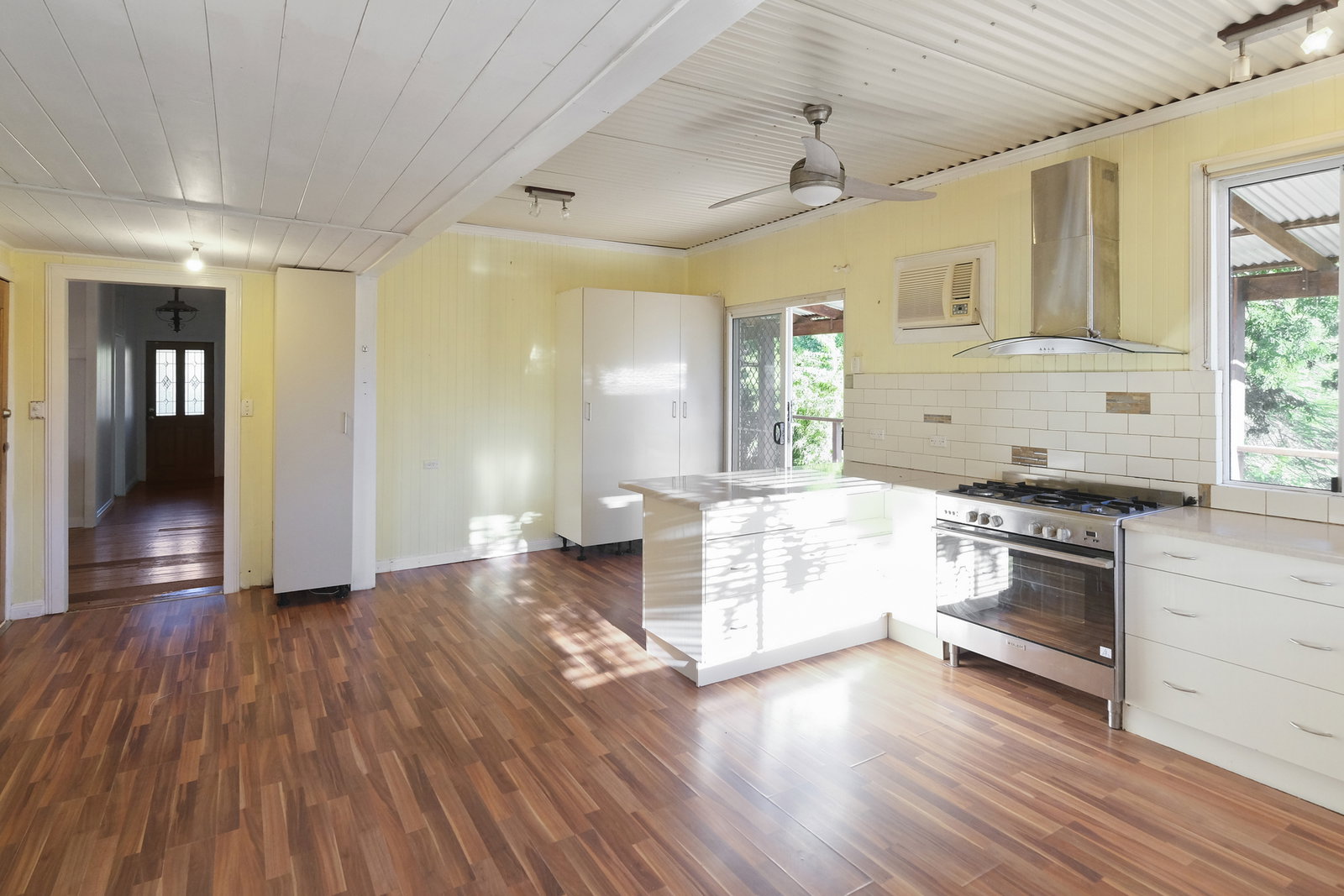 48 Morris Road, Wonbah  QLD  4671