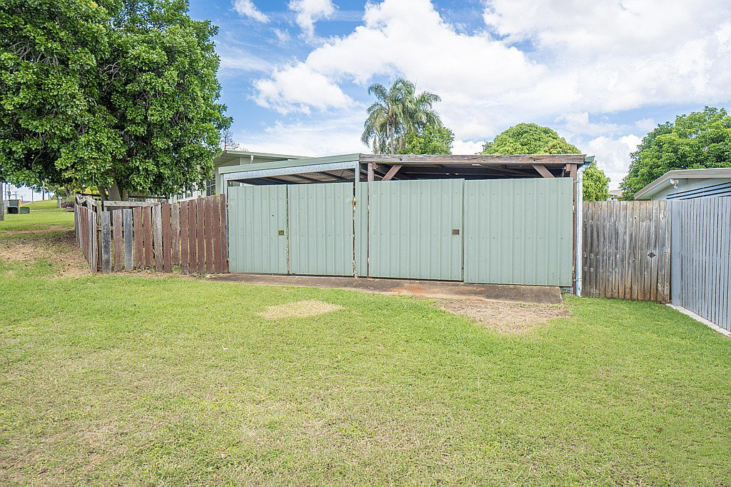 127 Kendalls Road, Avoca  QLD  4670