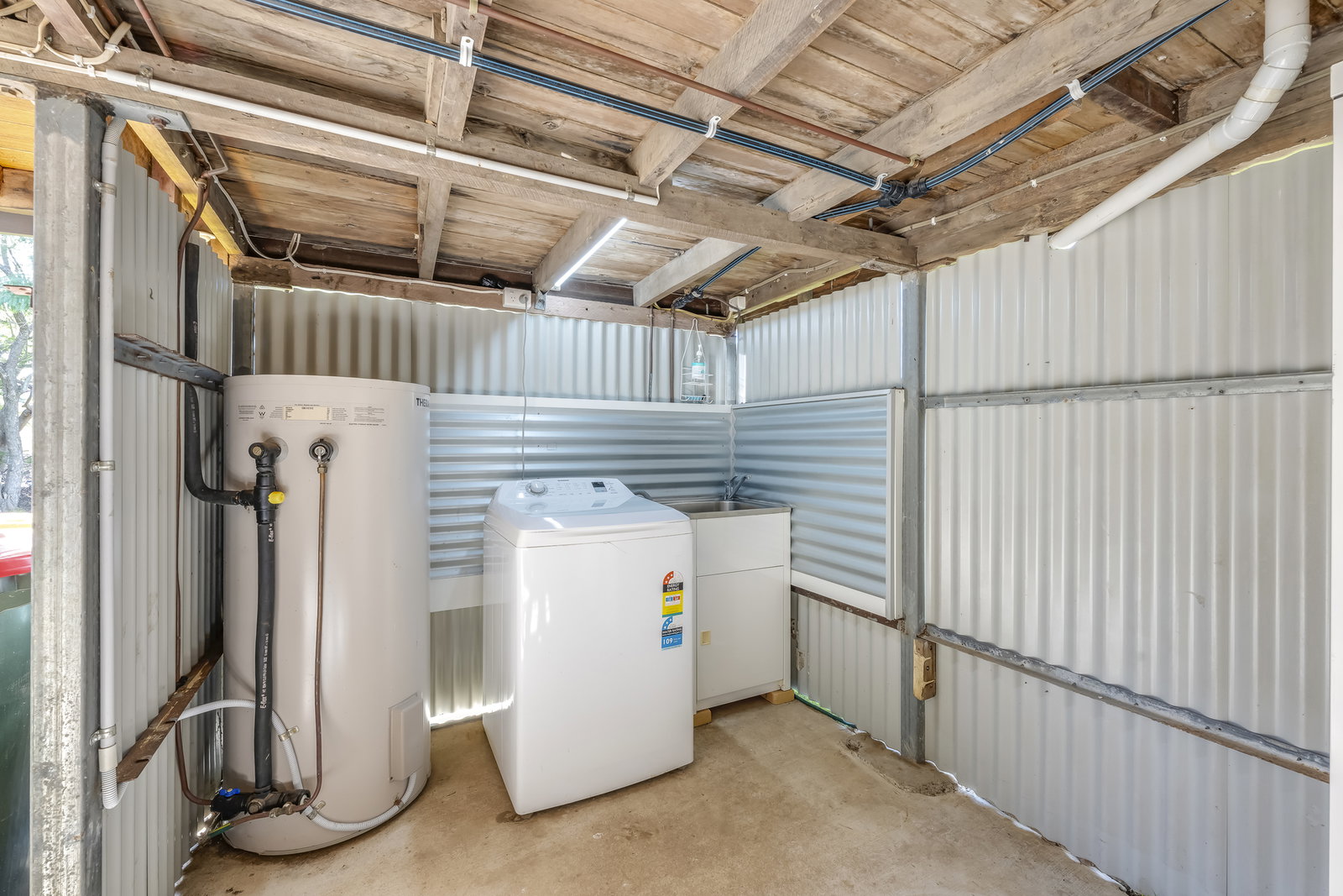 15 Hanbury Street, Bundaberg North  QLD  4670