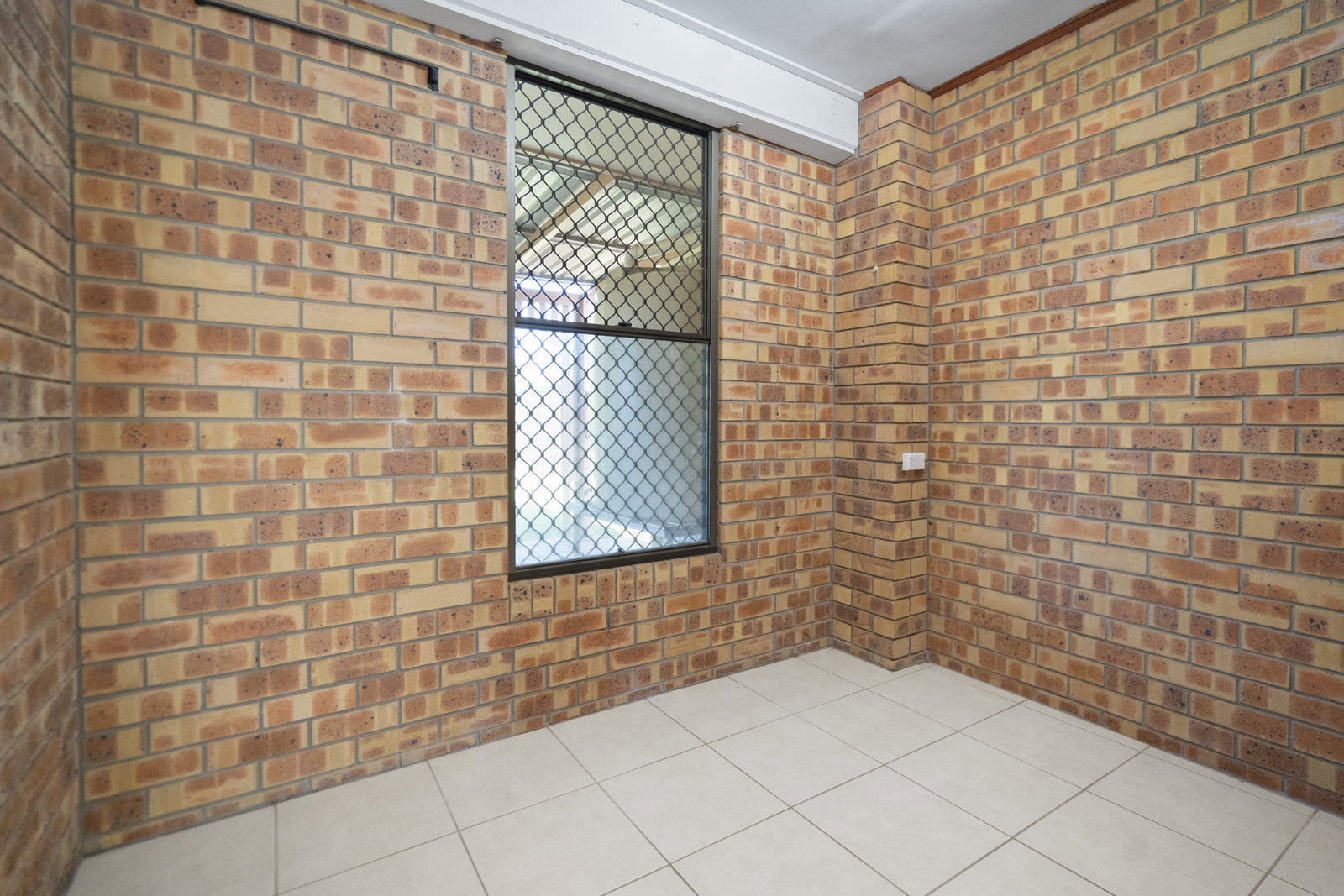 3 Central Avenue, Thabeban  QLD  4670