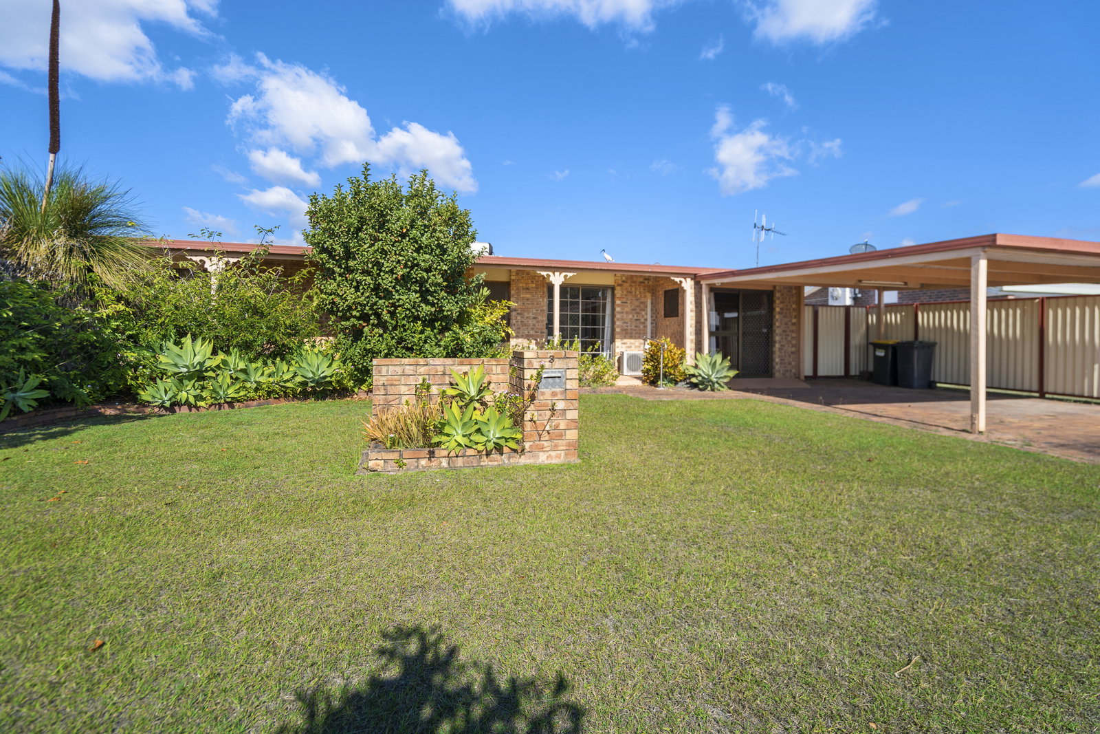 3 Central Avenue, Thabeban  QLD  4670