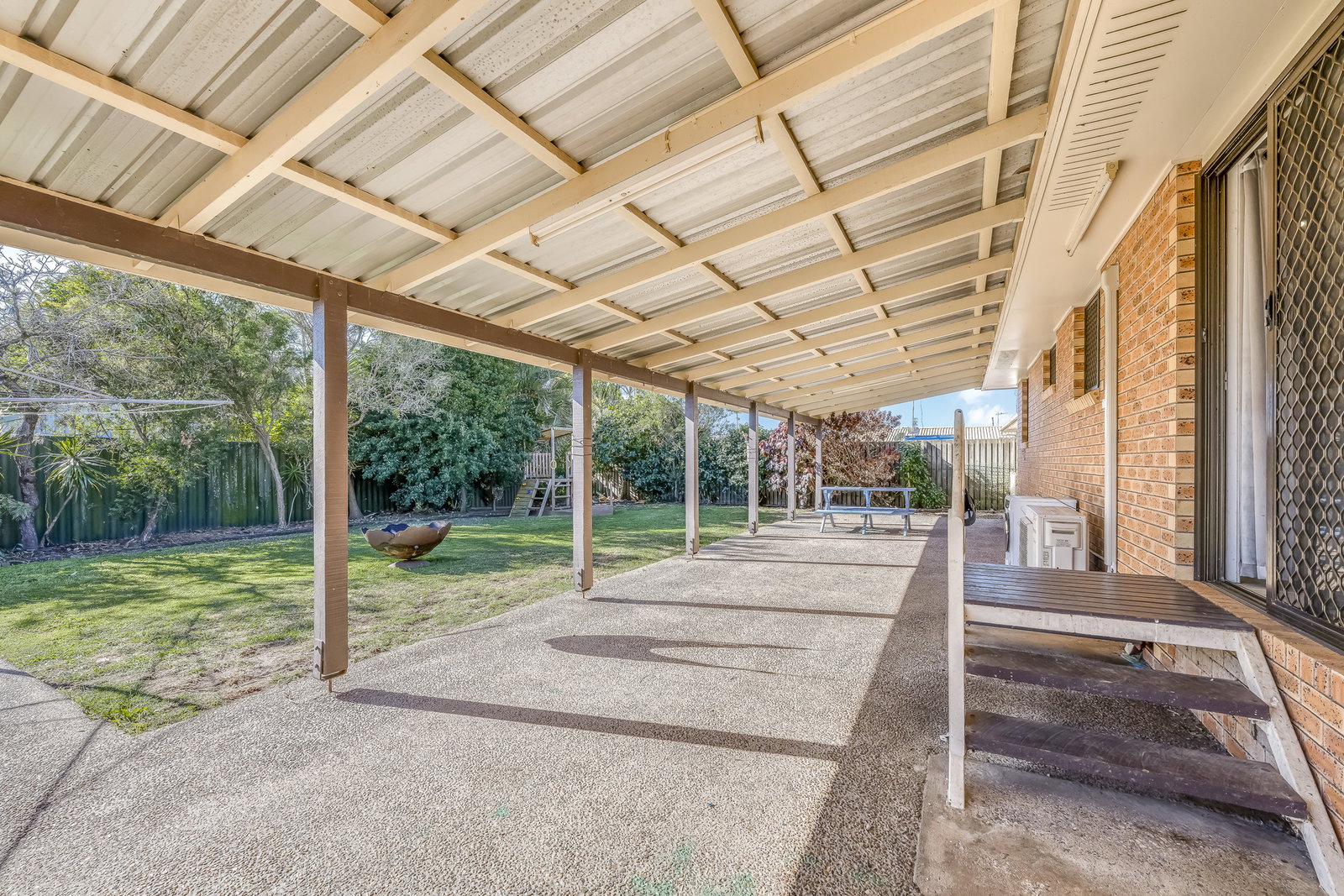 207 McCarthy Street, Avenell Heights  QLD  4670